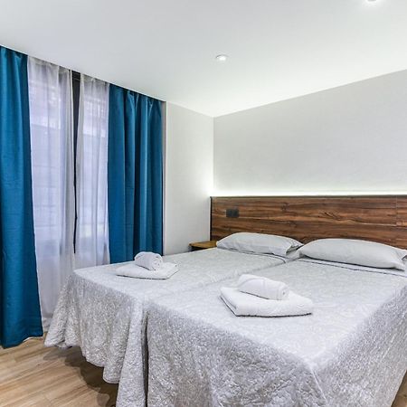 Cc Atocha Apartments Madrid Exterior photo