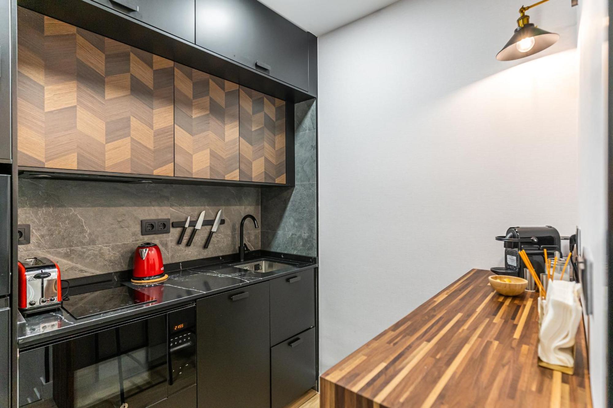 Cc Atocha Apartments Madrid Exterior photo